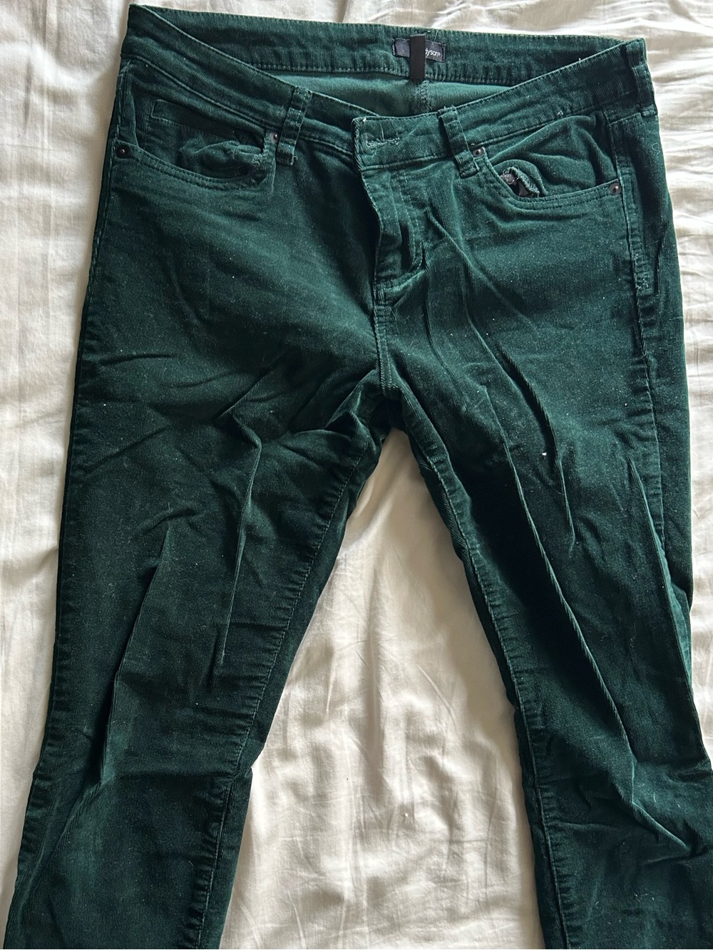 Women’s Skinny Corduroy Pants in Deep Forest Green